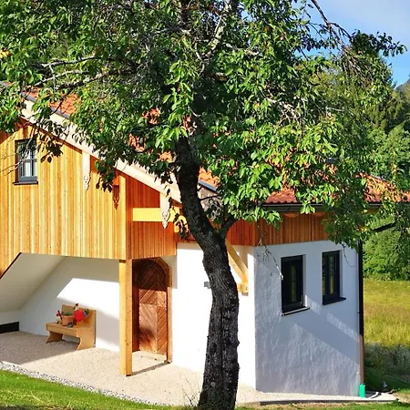 Ferienhaus Alpenchalet-chiemgau *